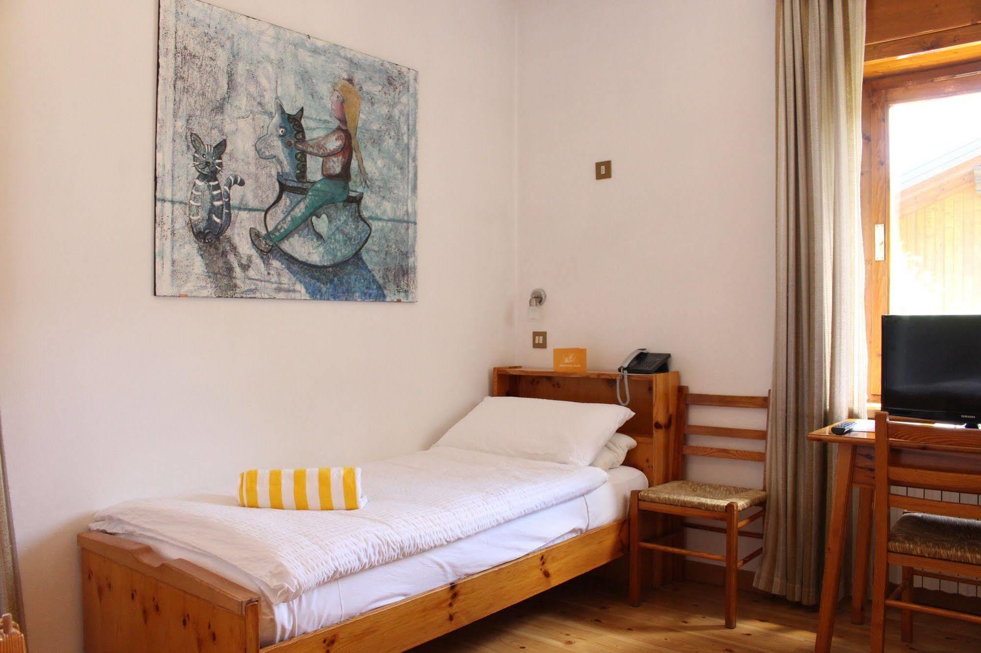 Hotel D'La Varda Di Topran D'Agata Paolo &C Sas Падола Экстерьер фото